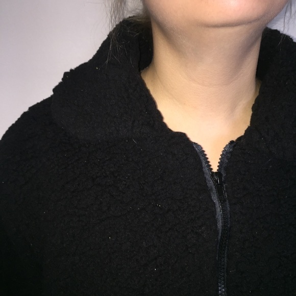 Black fuzzy teddy jacket - Picture 1 of 6